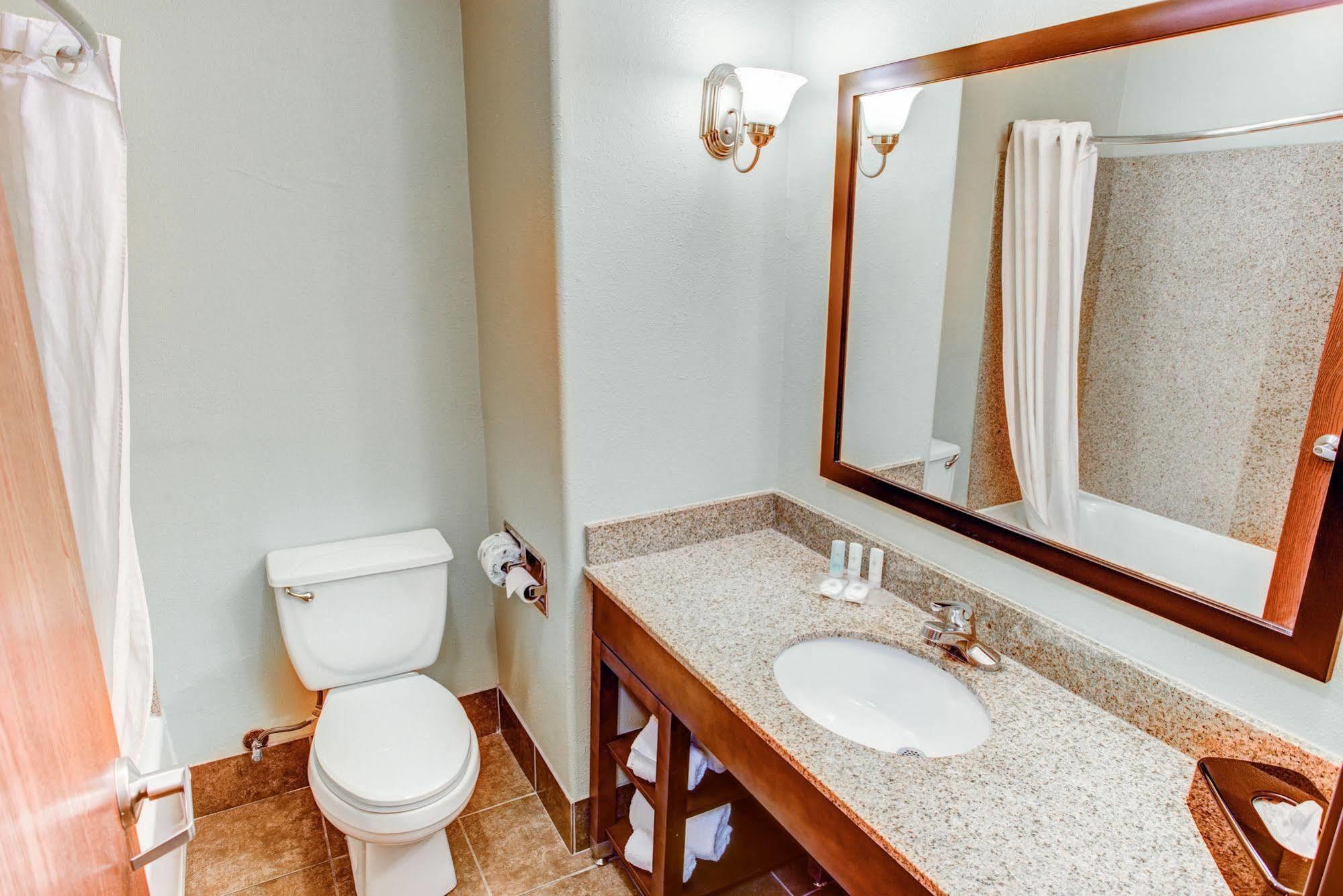 Comfort Inn Near Casino Lake Charles Bagian luar foto