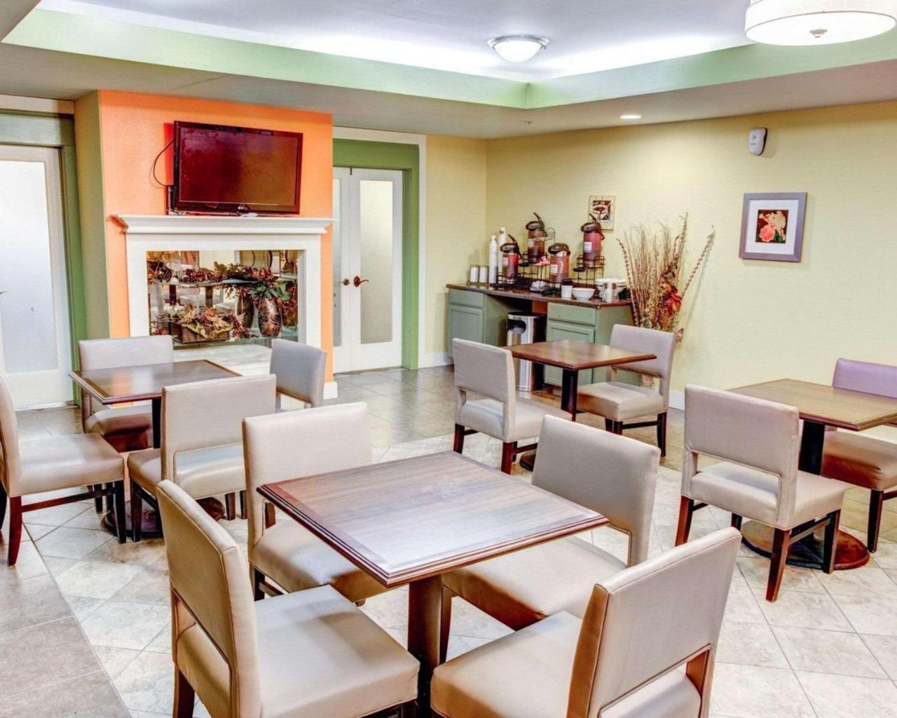 Comfort Inn Near Casino Lake Charles Bagian luar foto